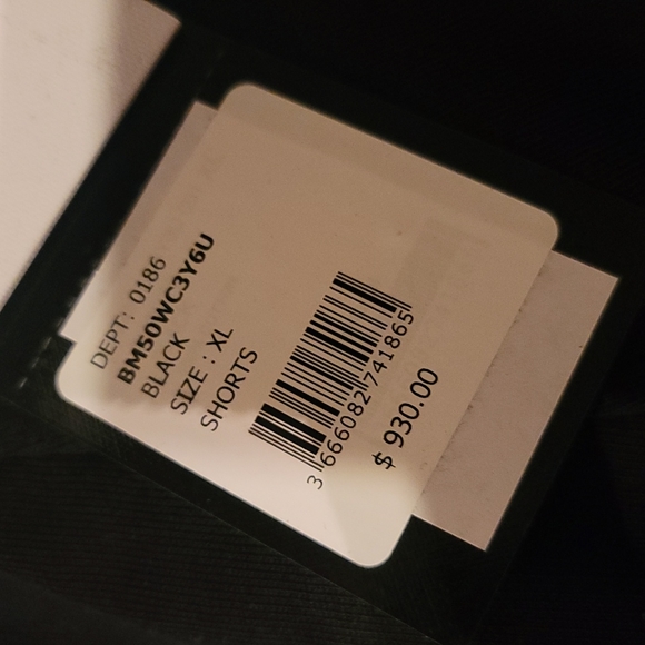 Givenchy shorts - Picture 2 of 4